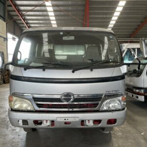 HINO XZU434 CARGO TRUCK - Raya Khas Auto