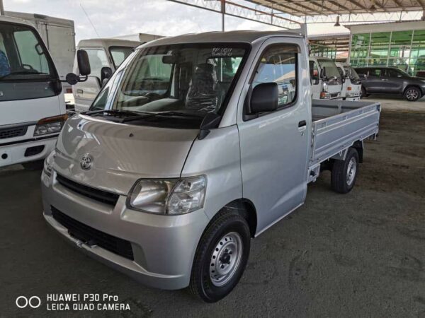 TOYOTA S402U CARGO TRUCK - Raya Khas Auto